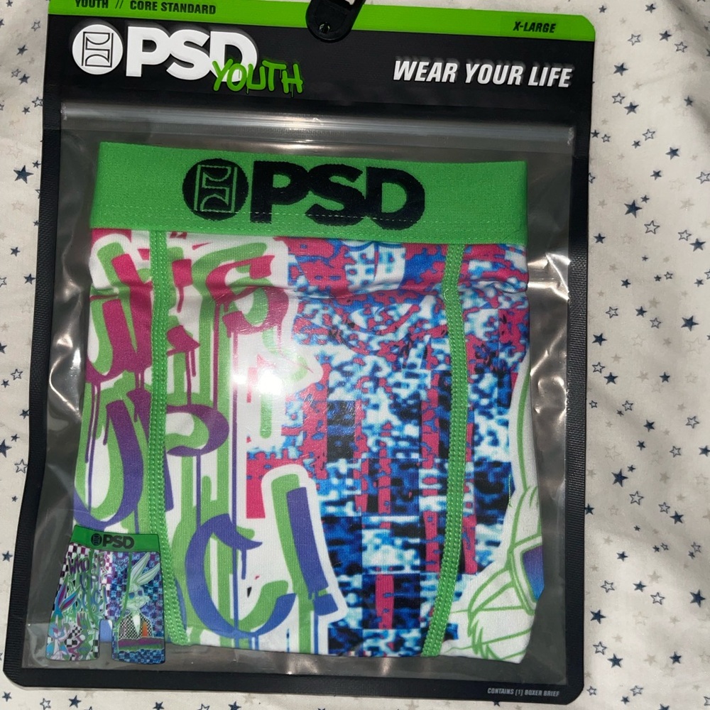 PSD Youth XL Looney Tunes
